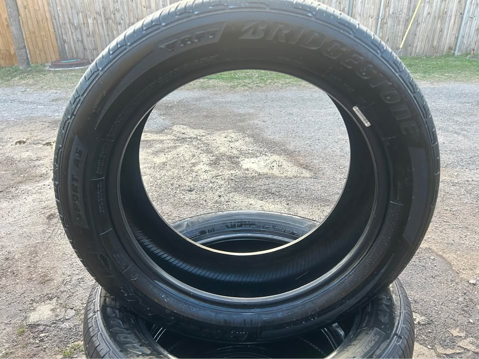245/50R19 Bridgestone Dueler H/P Sport – Used Set (90% Tread)